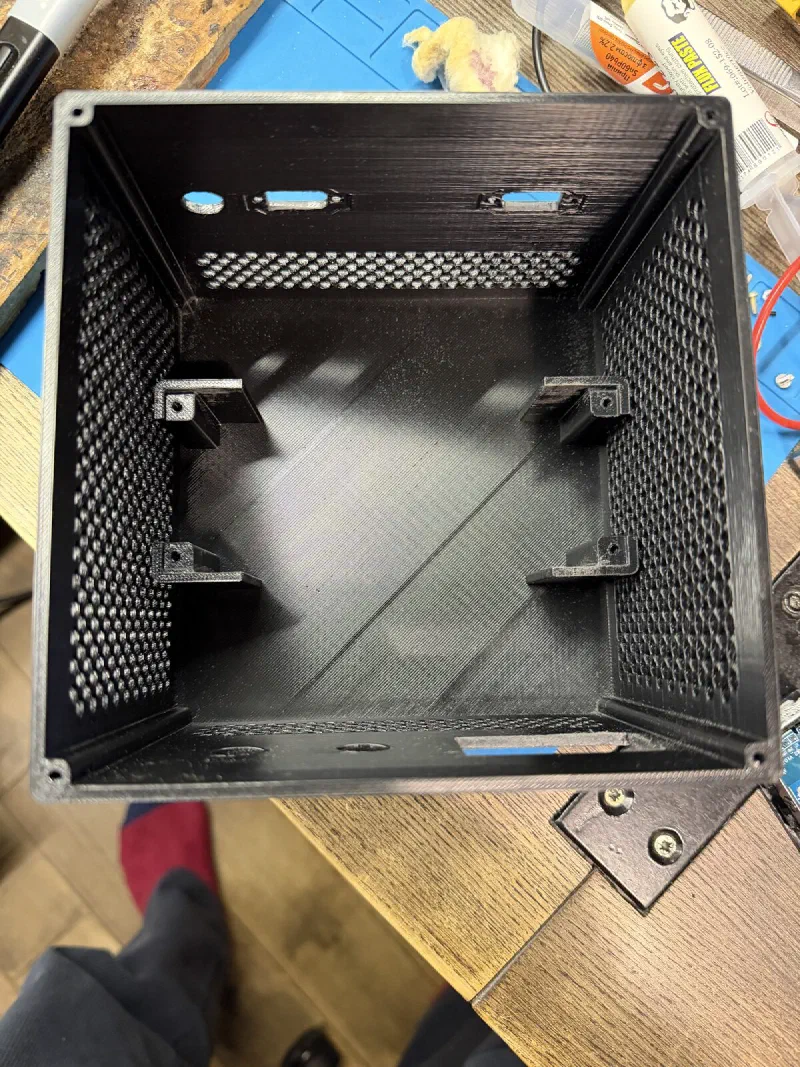 Inside with module mounts